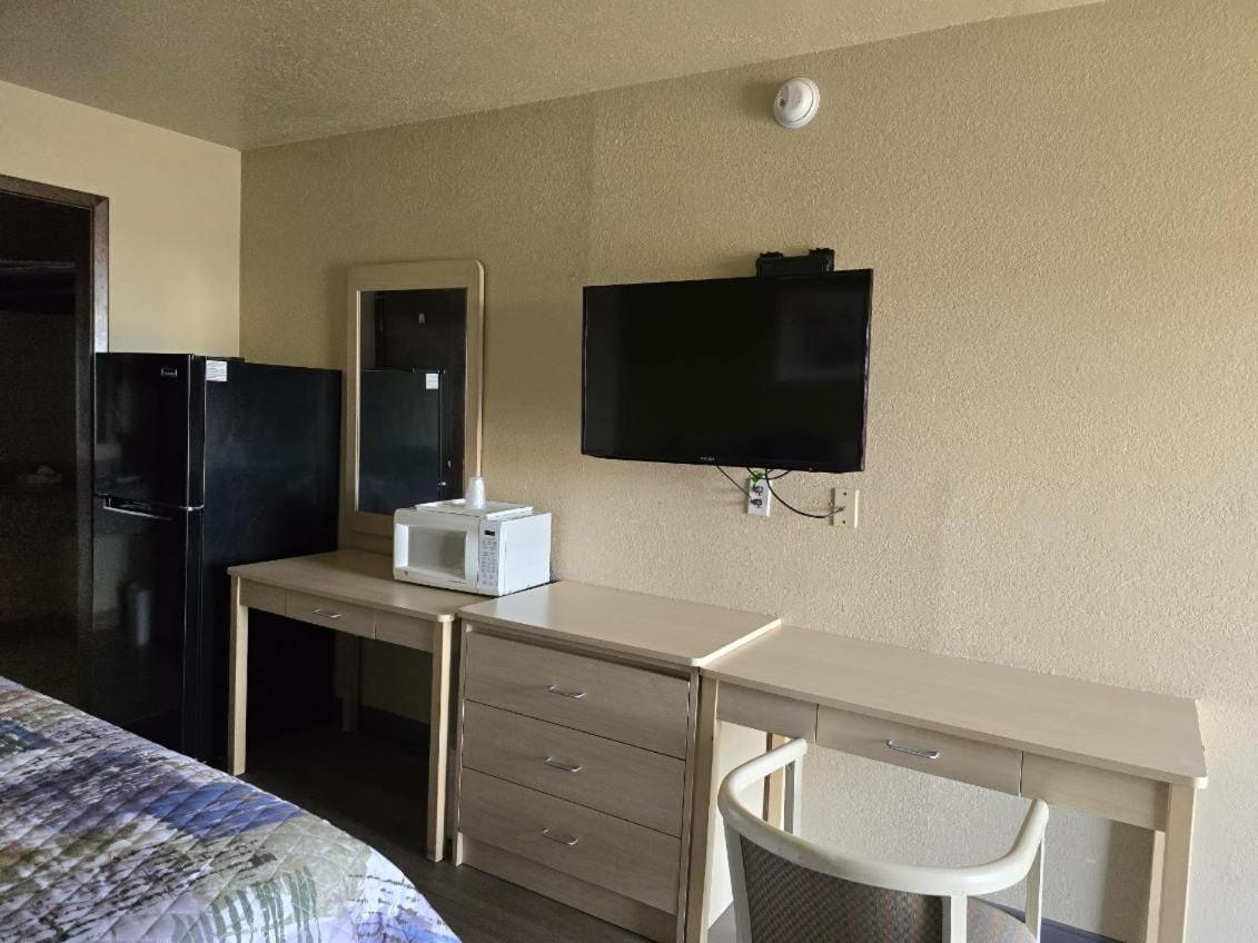 Lodge Usa Motel Guymon Εξωτερικό φωτογραφία